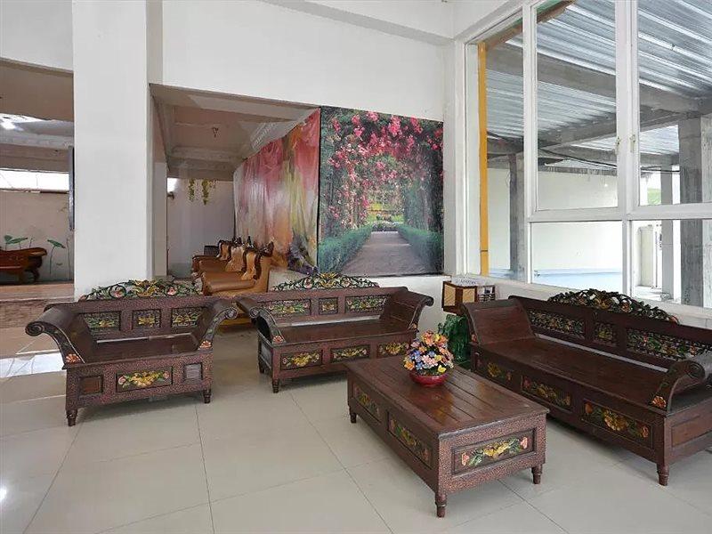 Oyo 586 Hotel Wijaya Kalasan Exterior foto