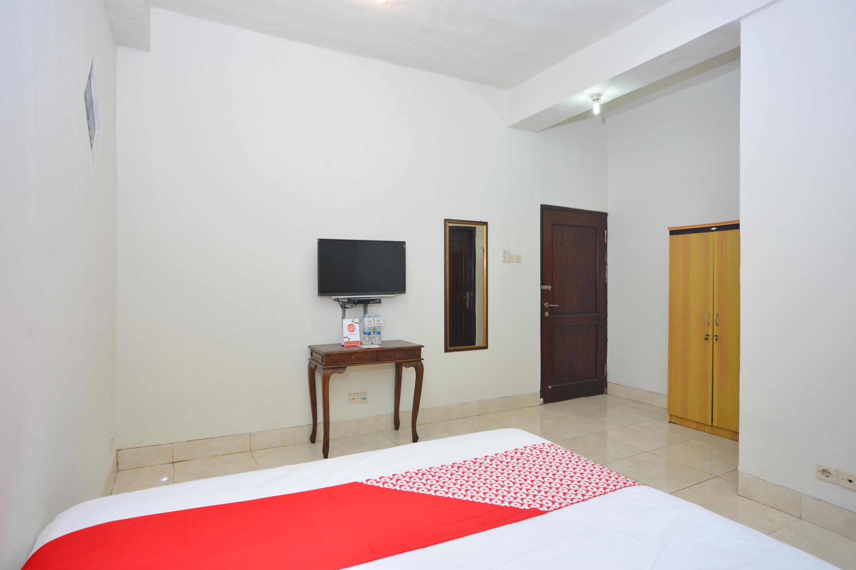 Oyo 586 Hotel Wijaya Kalasan Exterior foto
