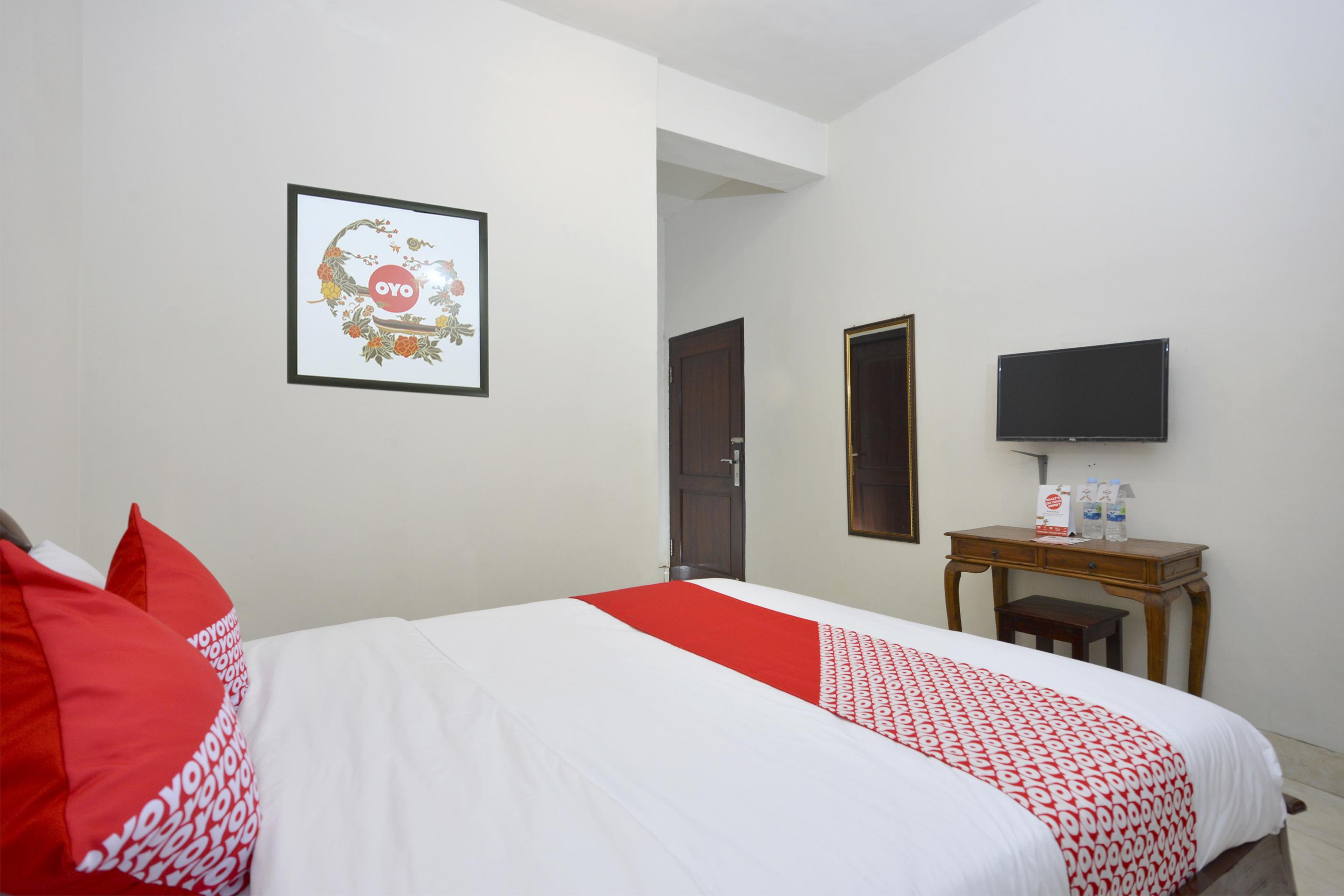 Oyo 586 Hotel Wijaya Kalasan Exterior foto