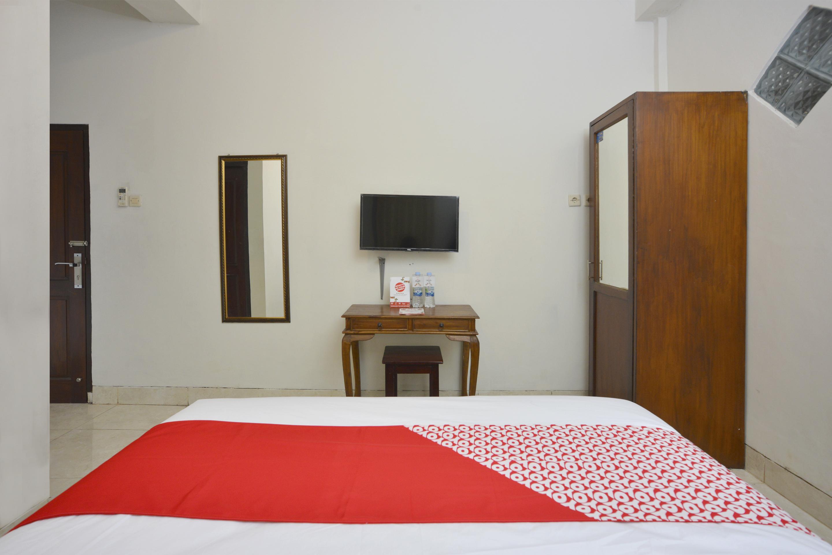 Oyo 586 Hotel Wijaya Kalasan Exterior foto