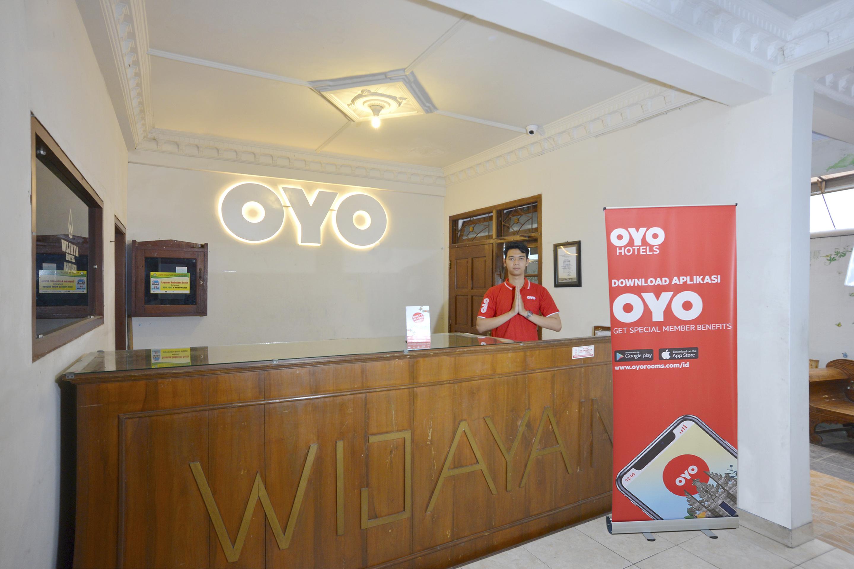 Oyo 586 Hotel Wijaya Kalasan Exterior foto